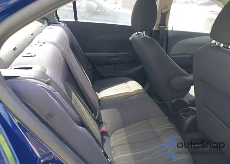 2012 Chevrolet Sonic 2Lt из США, поврежденный, VIN 1G1JC5SH2C4211895